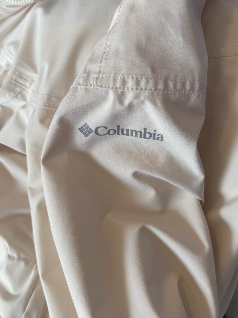 NEVER WORN Columbia Small Winter Jacket - Picture 3 of 3